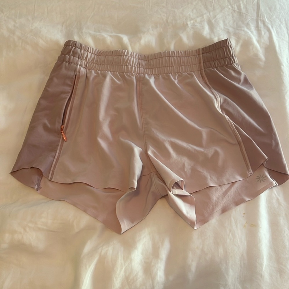Athleta Girl Heart the Hustle 2.5 Short L12 Pink
